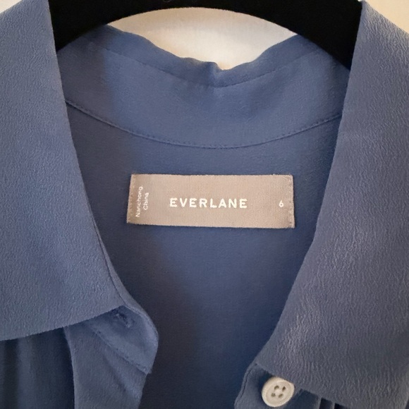 Everlane Women's Boxy Silk Shirt - Picture 4 of 7